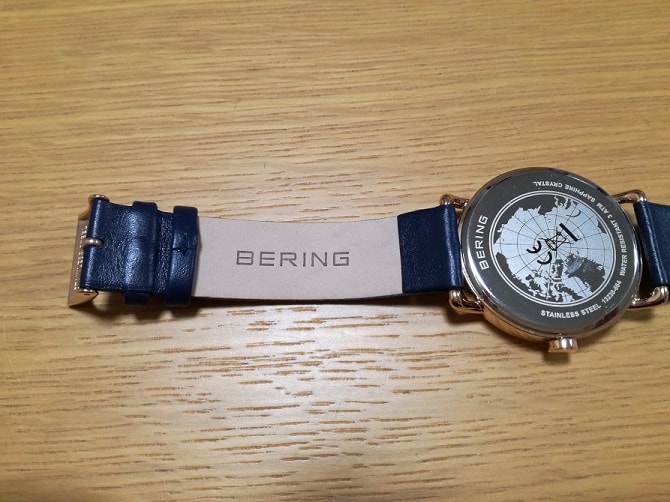 BERING（ベーリング）CALF LEATHER 13238－664 ベルト裏側