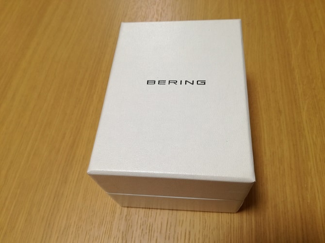 BERING（ベーリング）CALF LEATHER 13238－664 箱