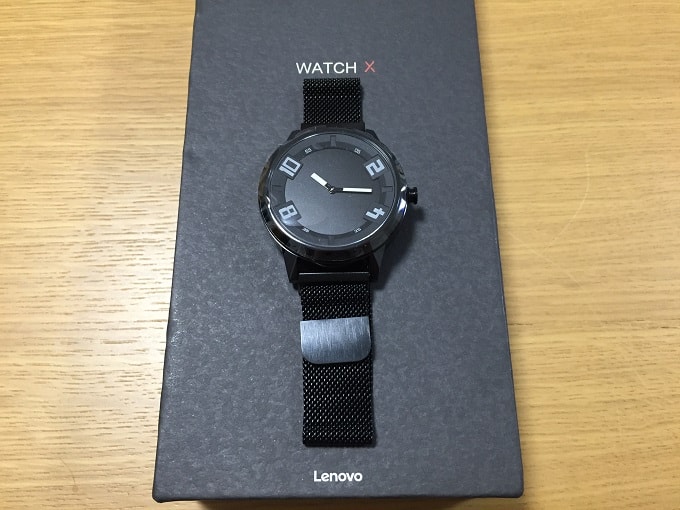 Lenovo Watch X 正面からの画像