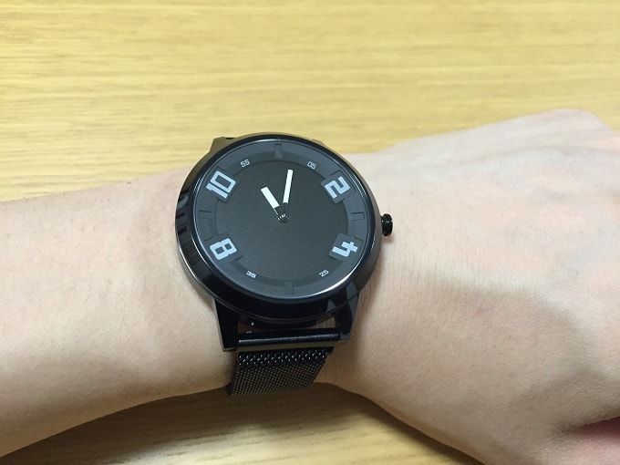 Lenovo Watch X 装着画像正面